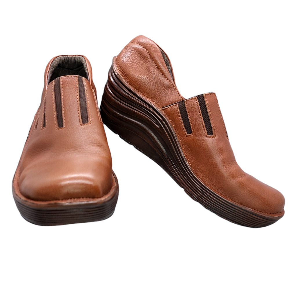 Bionica Coast Brown Leather Slip On Wedge Clogs Shoe Womens Size 8.5m
